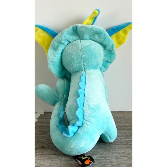2018 Japanese Game Freak Nintendo Pokemon Center 6” Vaporeon Plush - Picture 3 of 4